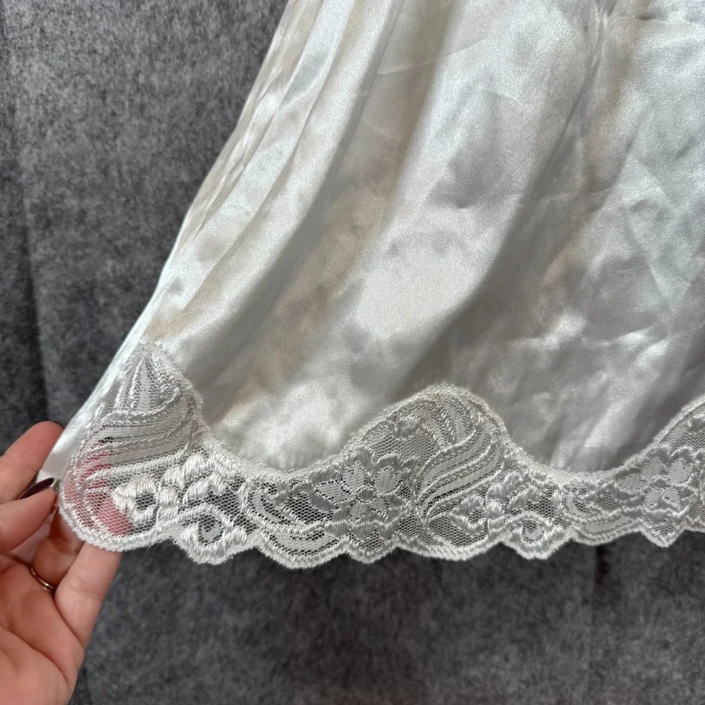 Vtg Cinema Etoile Lingerie White Lace Nightgown Bridal Satin Slip Chemise Small